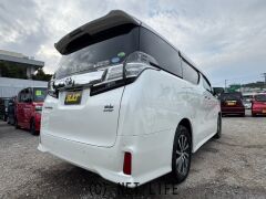 トヨタ ヴェルファイア