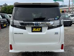 トヨタ ヴェルファイア