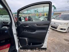 トヨタ ヴェルファイア