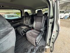 トヨタ ヴェルファイア