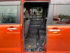 ダイハツ ウェイク