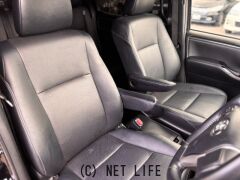 トヨタ エスクァイア