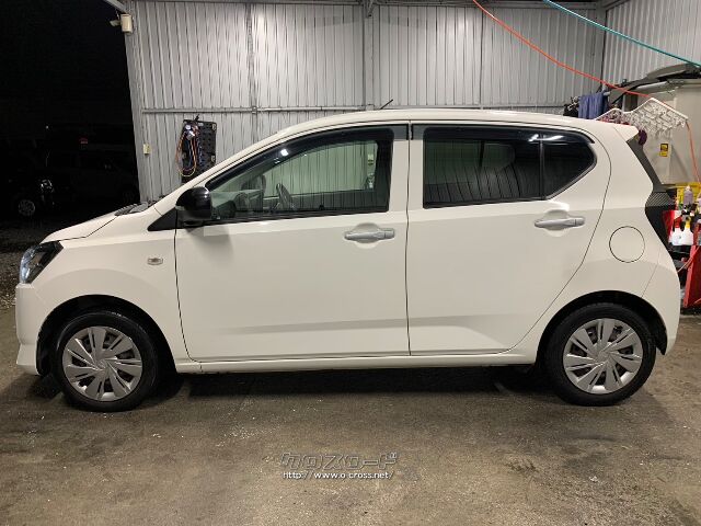 ダイハツ ミライース