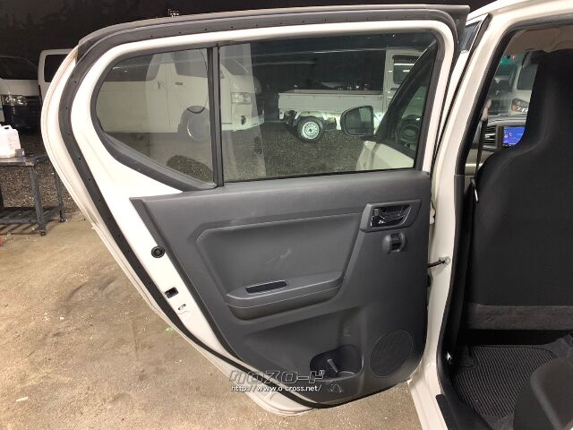 ダイハツ ミライース