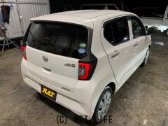 ダイハツ ミライース