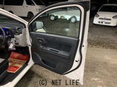 ダイハツ ミライース