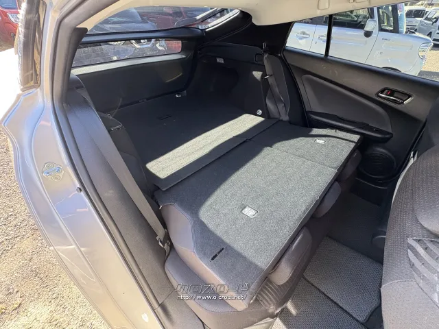 トヨタ プリウス