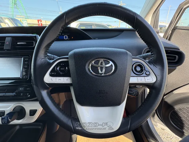 トヨタ プリウス