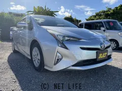 トヨタ プリウス