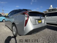 トヨタ プリウス