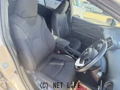 トヨタ プリウス