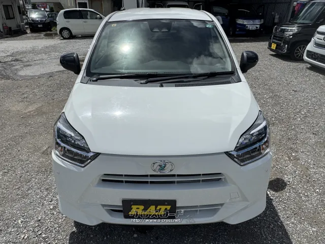 ダイハツ ミライース