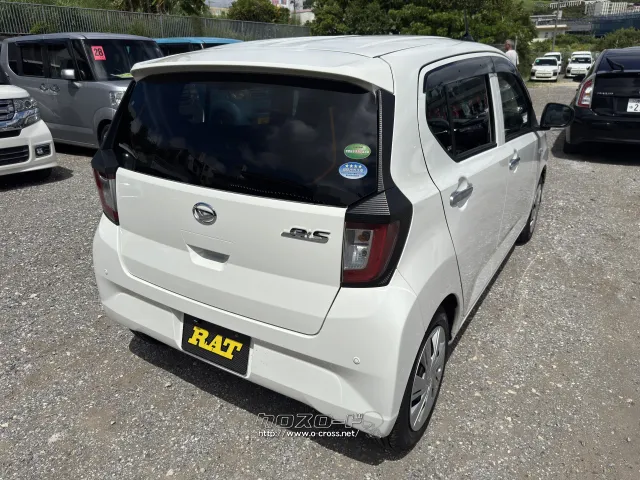 ダイハツ ミライース