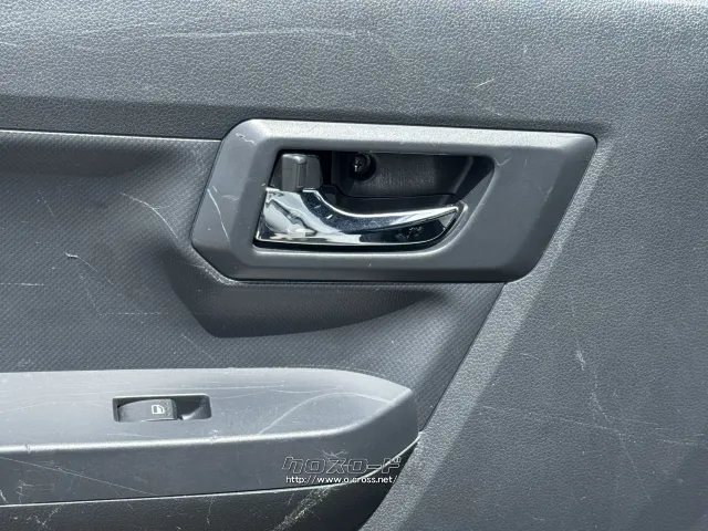 ダイハツ ミライース