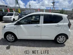 ダイハツ ミライース