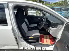 ダイハツ ミライース