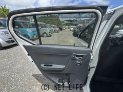 ダイハツ ミライース