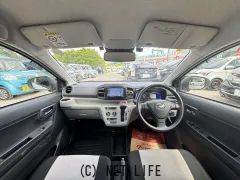 ダイハツ ミライース