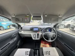 ダイハツ ミライース