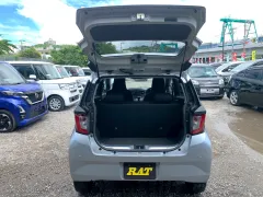 ダイハツ ミライース