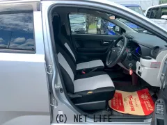 ダイハツ ミライース