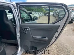 ダイハツ ミライース