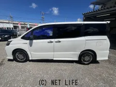 トヨタ ヴォクシー