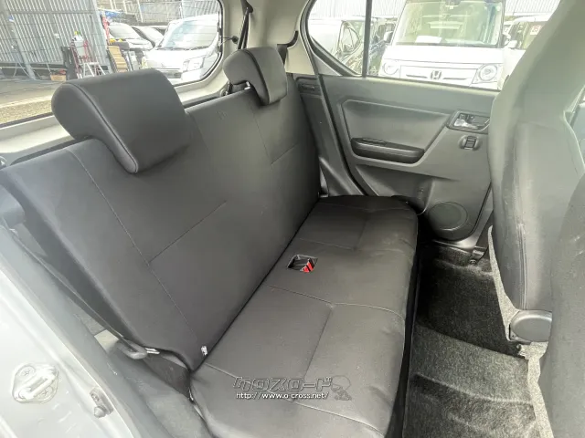 ダイハツ ミライース