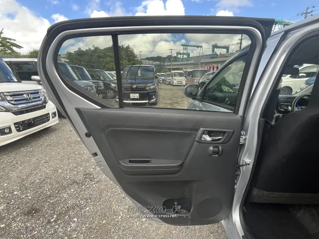 ダイハツ ミライース