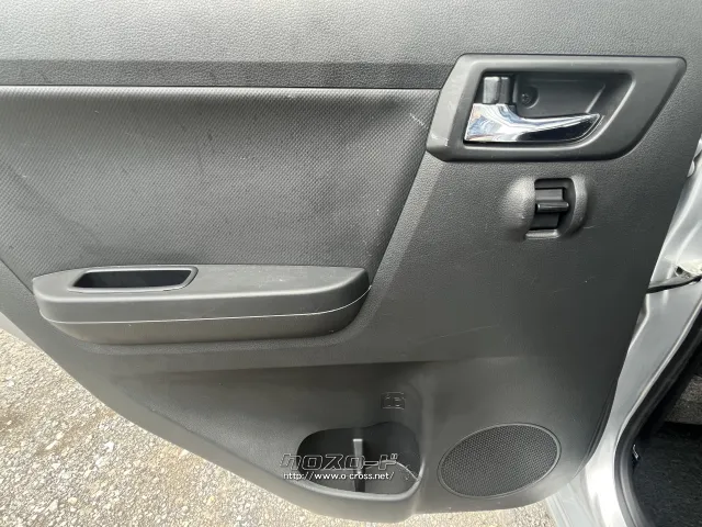 ダイハツ ミライース