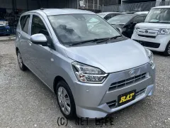 ダイハツ ミライース