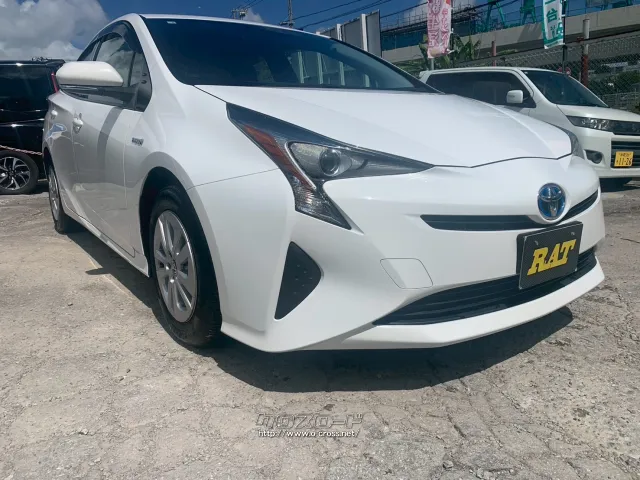 トヨタ プリウス