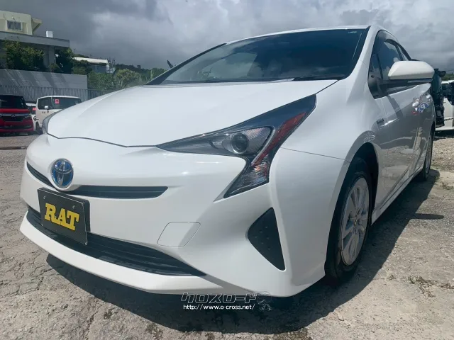 トヨタ プリウス