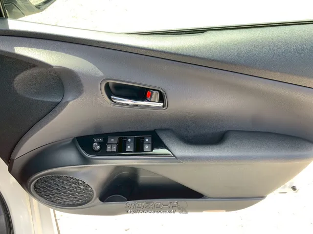 トヨタ プリウス