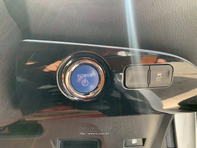 トヨタ プリウス