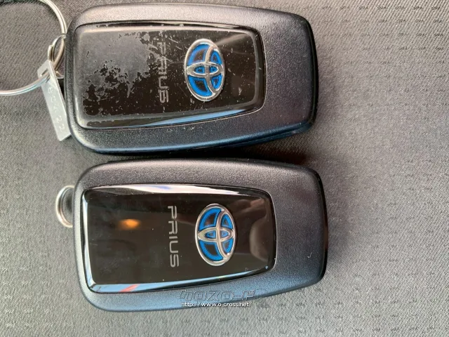 トヨタ プリウス