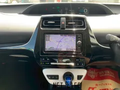 トヨタ プリウス