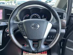 日産 エルグランド