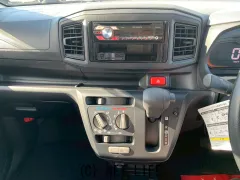 ダイハツ ミライース