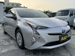トヨタ プリウス