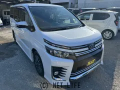 トヨタ ヴォクシー