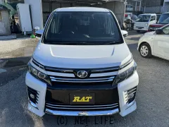 トヨタ ヴォクシー