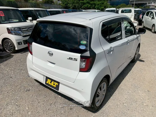 ダイハツ ミライース