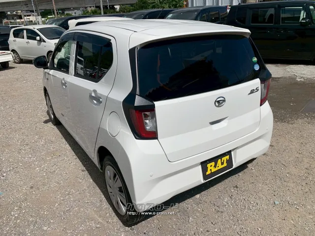 ダイハツ ミライース