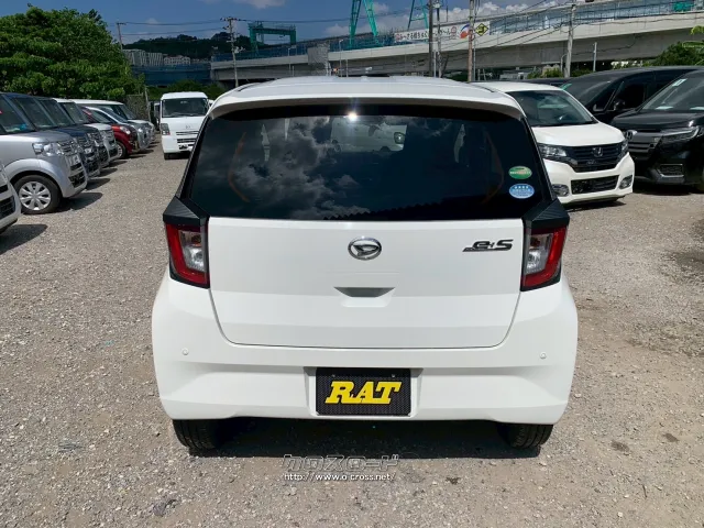 ダイハツ ミライース