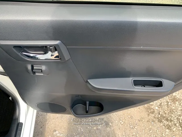 ダイハツ ミライース