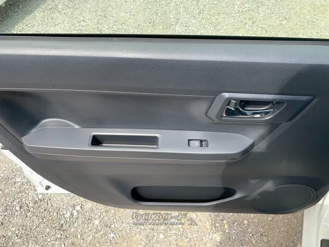 ダイハツ ミライース