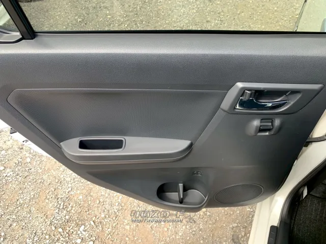 ダイハツ ミライース