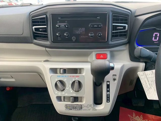 ダイハツ ミライース