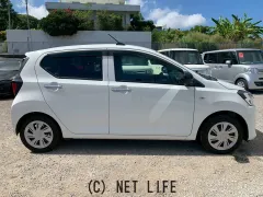 ダイハツ ミライース